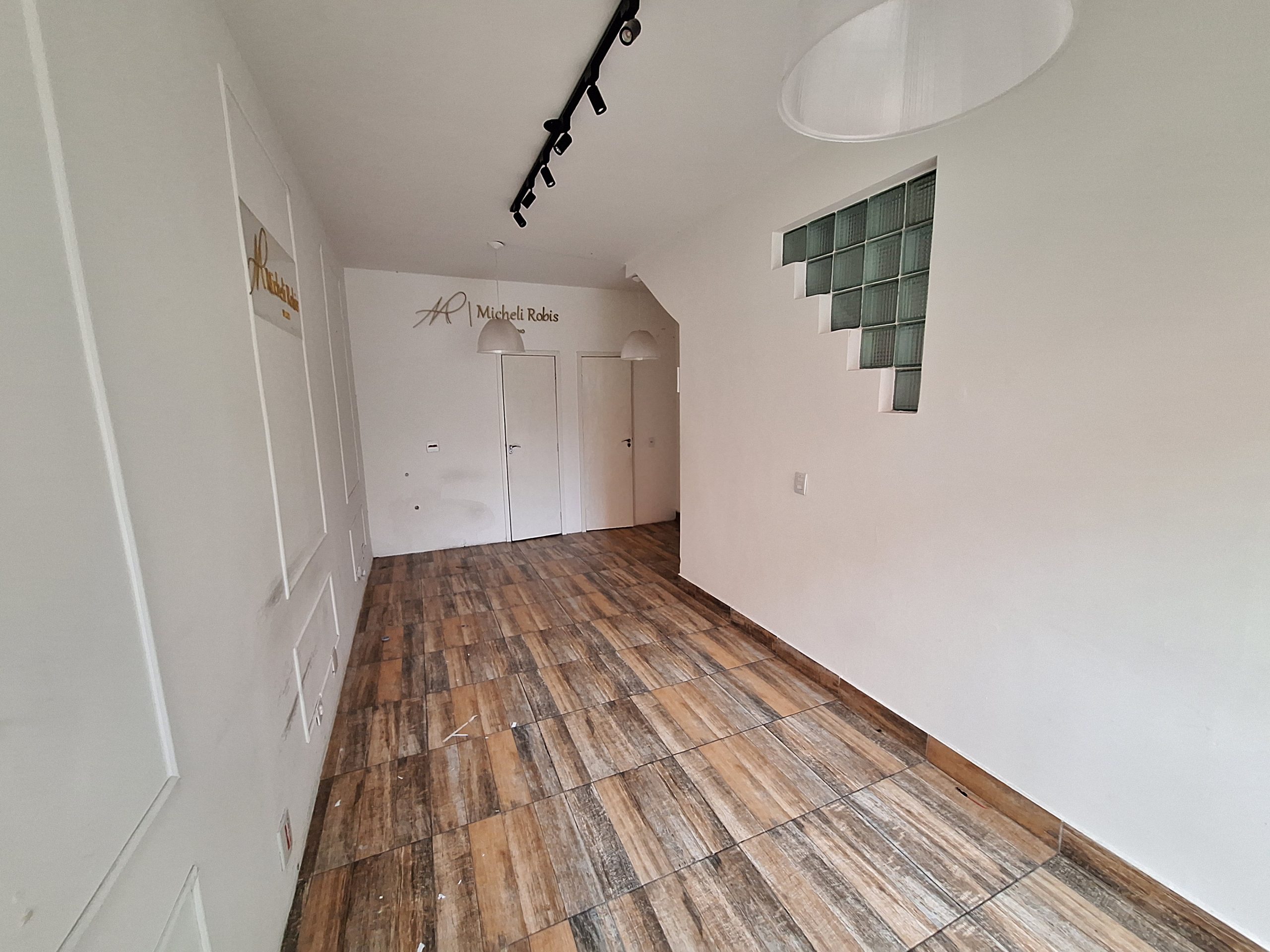 C.C.A – Loja Comercial
