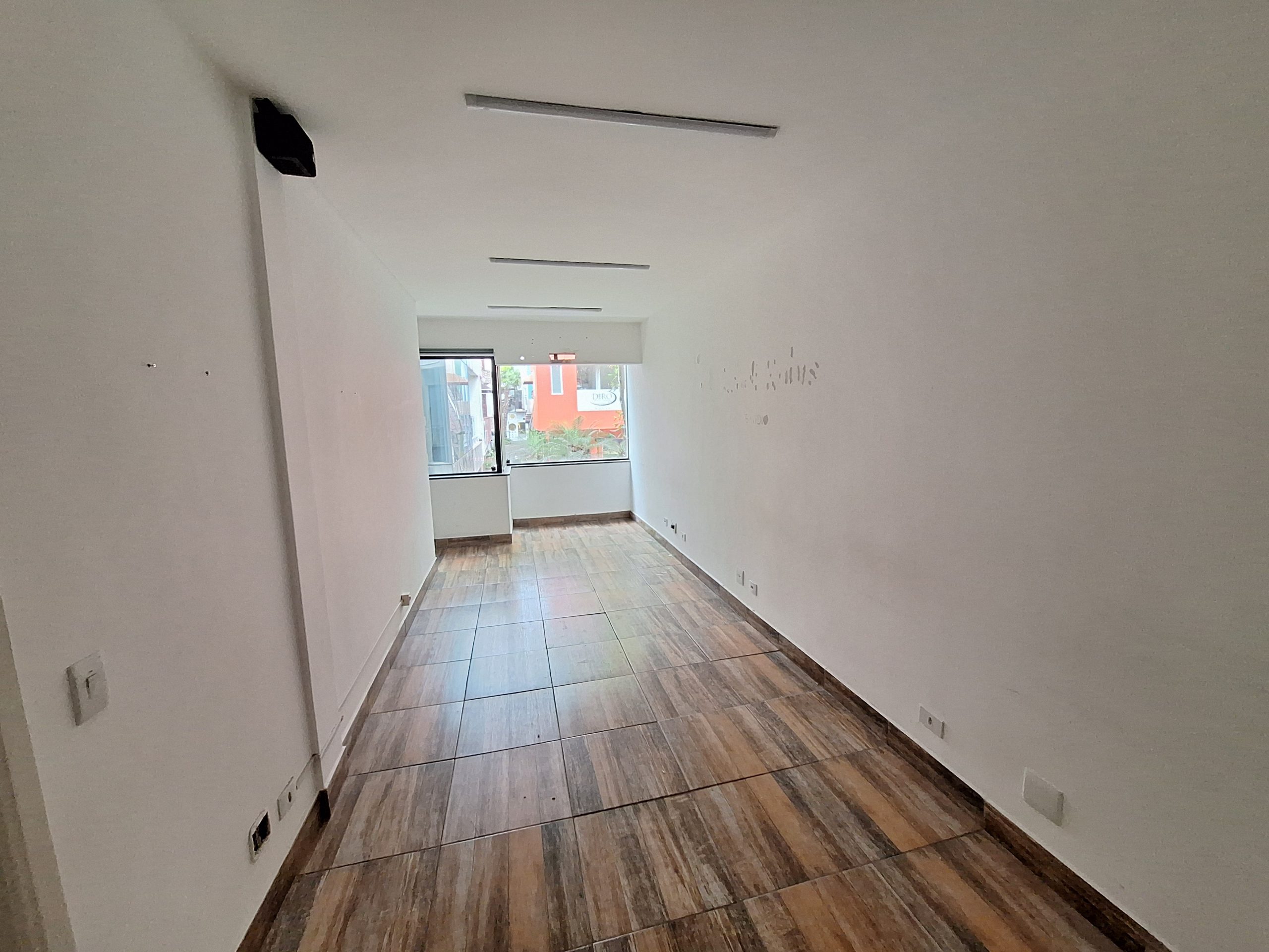 C.C.A – Loja Comercial