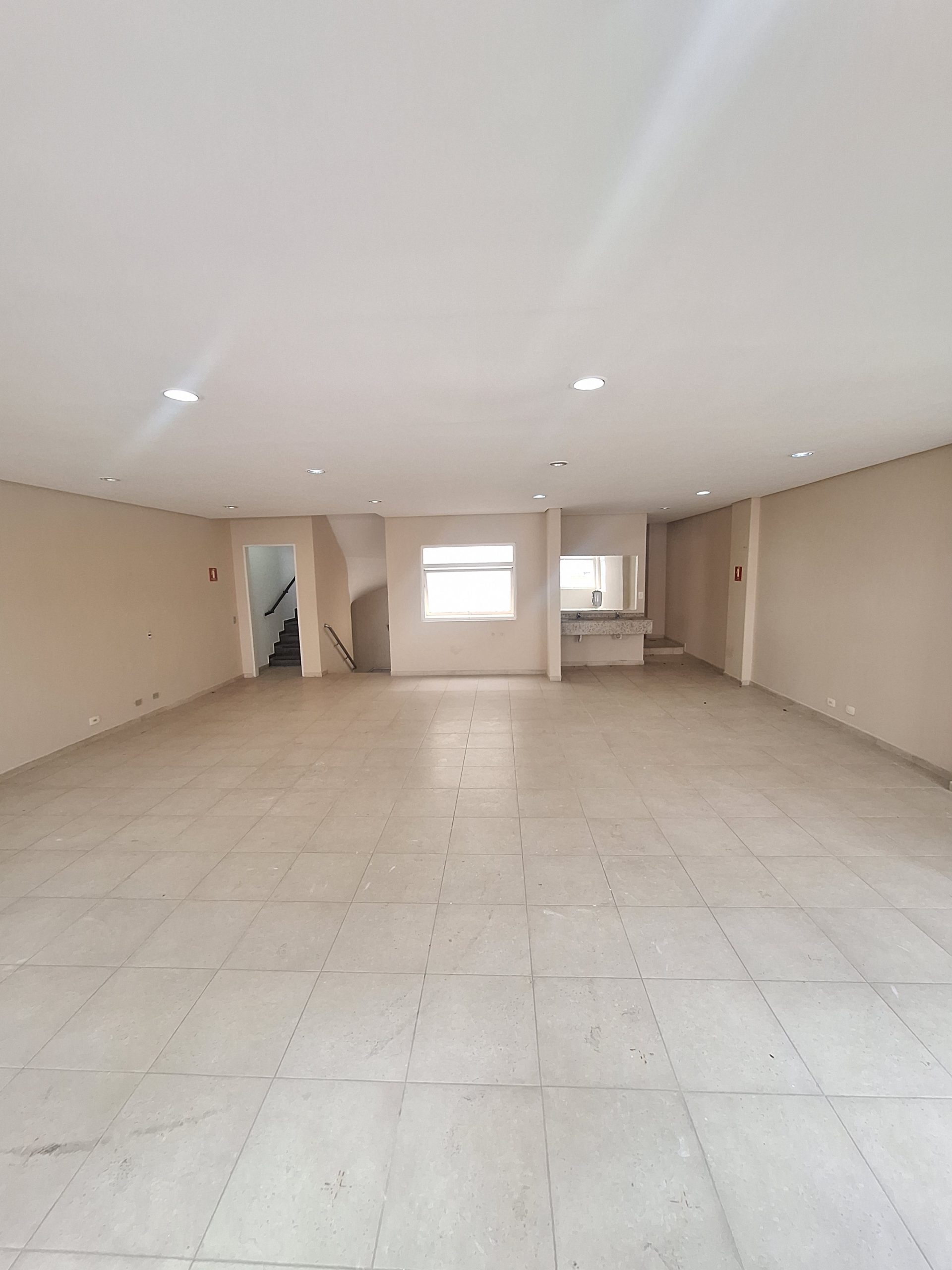 C.C.A – Prédio Comercial
